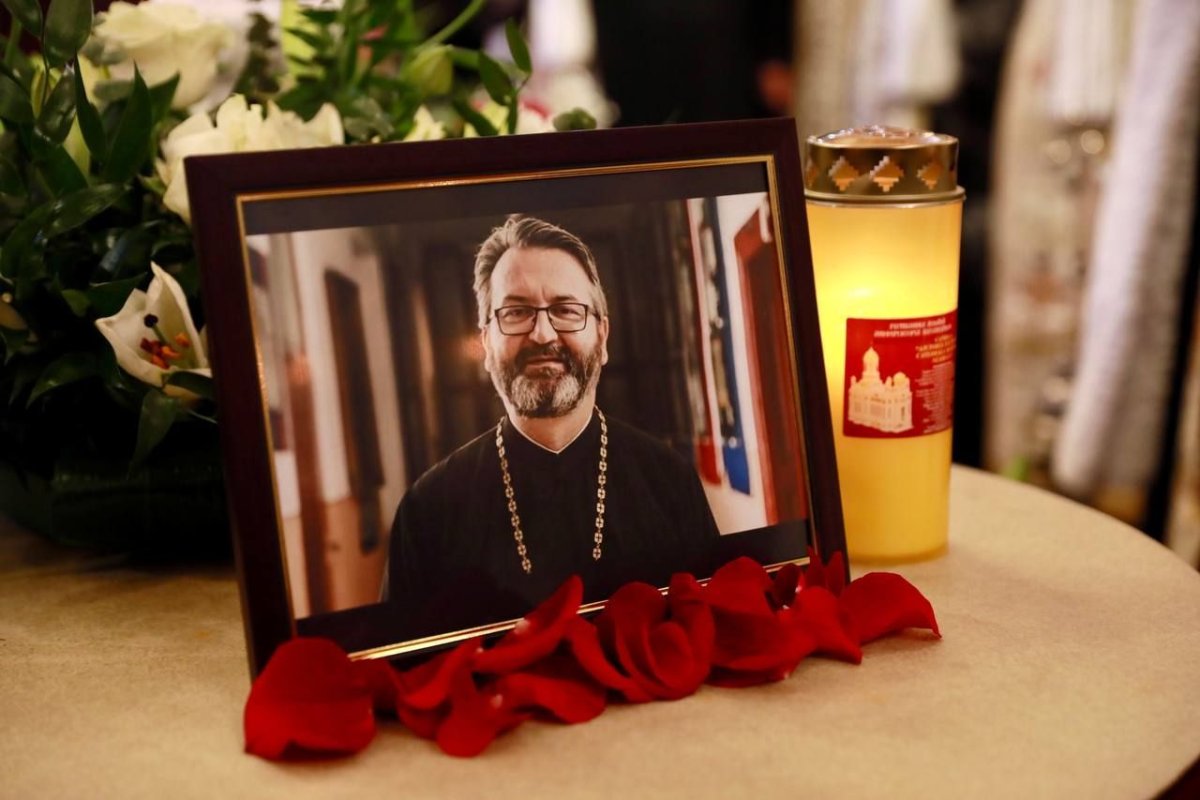 Părintele profesor Daniel Buda a fost înmormântat în cimitirul Mănăstirii Rohia 282674