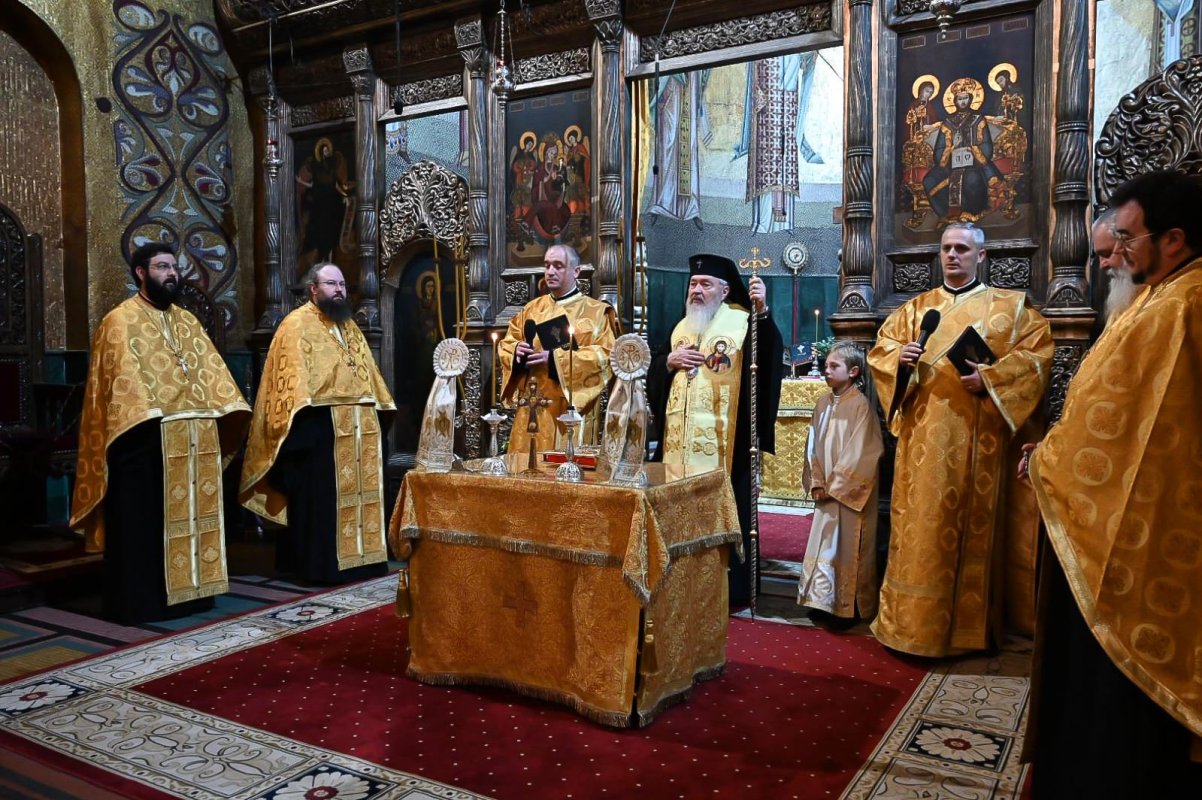 Credincioşi clujeni în rugăciune, în prima zi a Anului Nou 282895