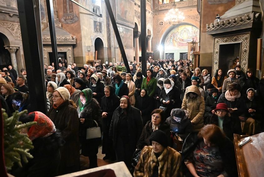 Credincioşi clujeni în rugăciune, în prima zi a Anului Nou 282898