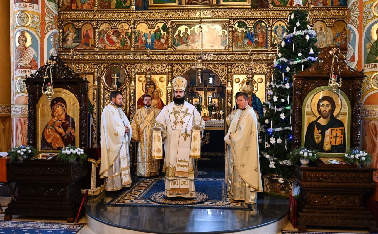 Slujirile ierarhilor hunedoreni la praznicul Tăierii‑împrejur cea după trup a Domnului 283038