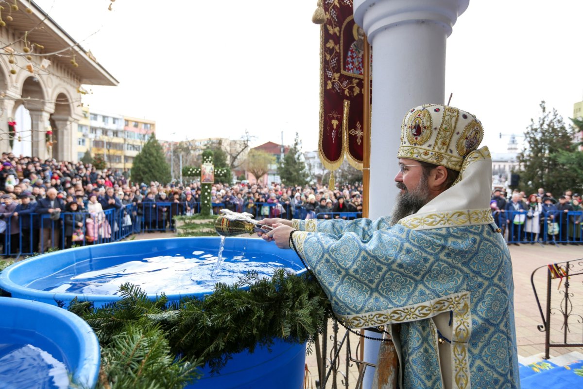 Binecuvântarea Iordanului pentru credincioșii din Buzău 283376