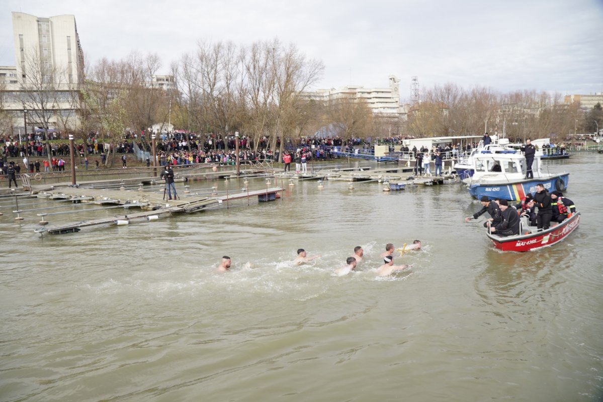 Praznicul Botezului Domnului în Arhiepiscopia Dunării de Jos 283379