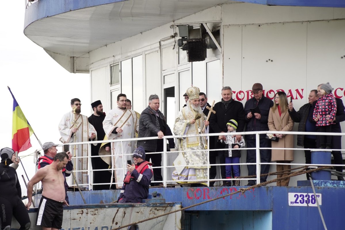 Praznicul Botezului Domnului în Arhiepiscopia Dunării de Jos 283380