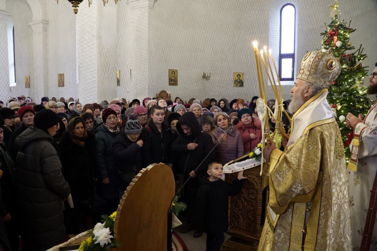 Biserica „Sfântul Ioan Botezătorul” din Galaţi şi-a sărbătorit hramul 283460