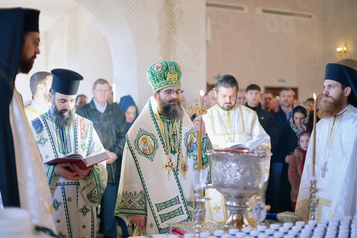 Sărbătoarea Bobotezei în eparhii din diaspora românească 283527