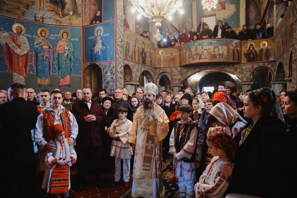 Biserica „Sfântul Proroc Ioan Botezătorul” din Năsăud și-a prăznuit ocrotitorul spiritual 283662