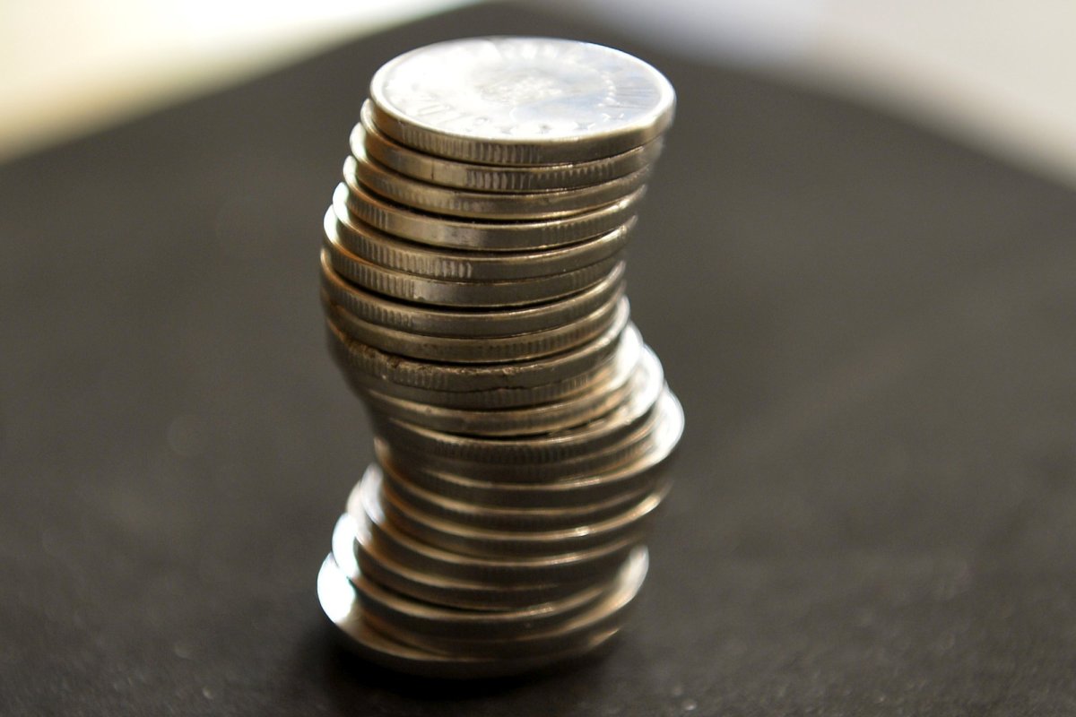 Leul se va deprecia ușor 283592