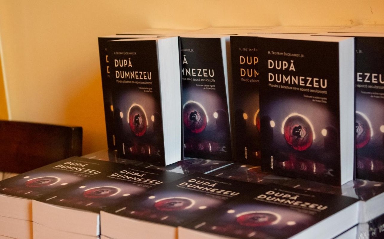 Volum despre bioetică lansat la Iaşi 283782