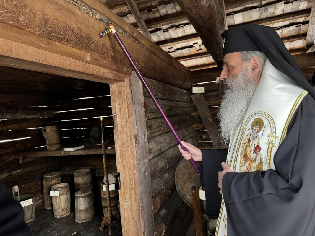 Sfințire de ansamblu parohial în Pipirig 284132