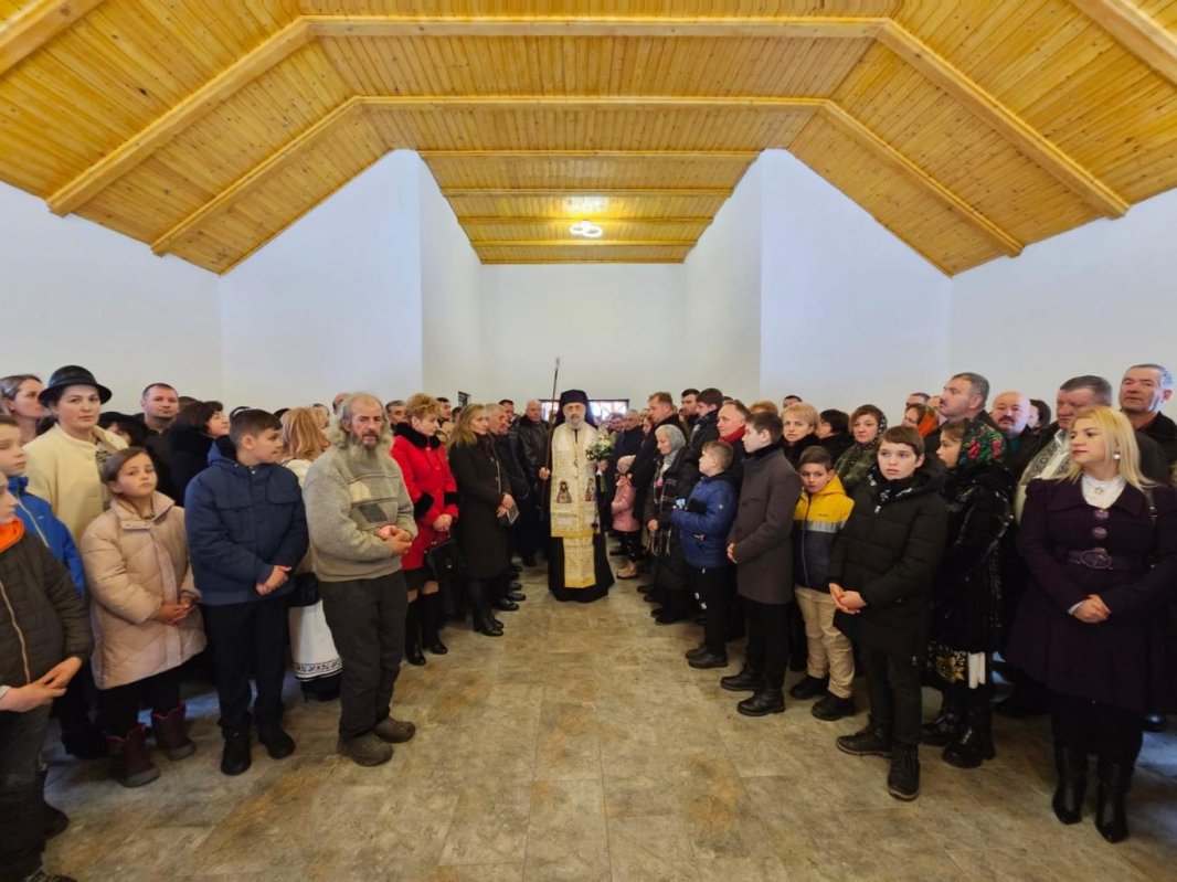 Sfințire de capelă mortuară în Parohia Poiana Vadului 284065