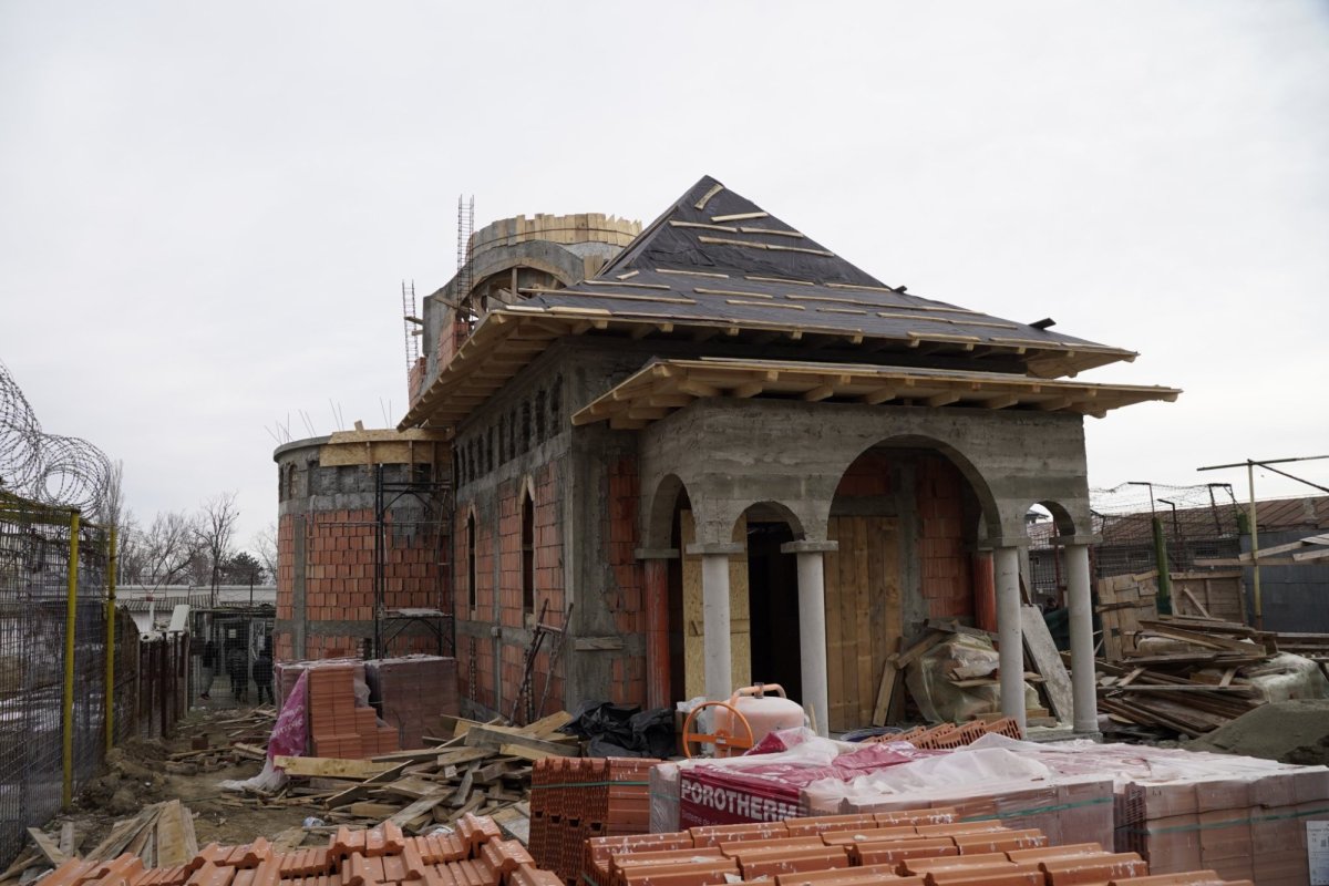 Daruri pentru deținuți și întrunire a preoților capelani la Galați 284245