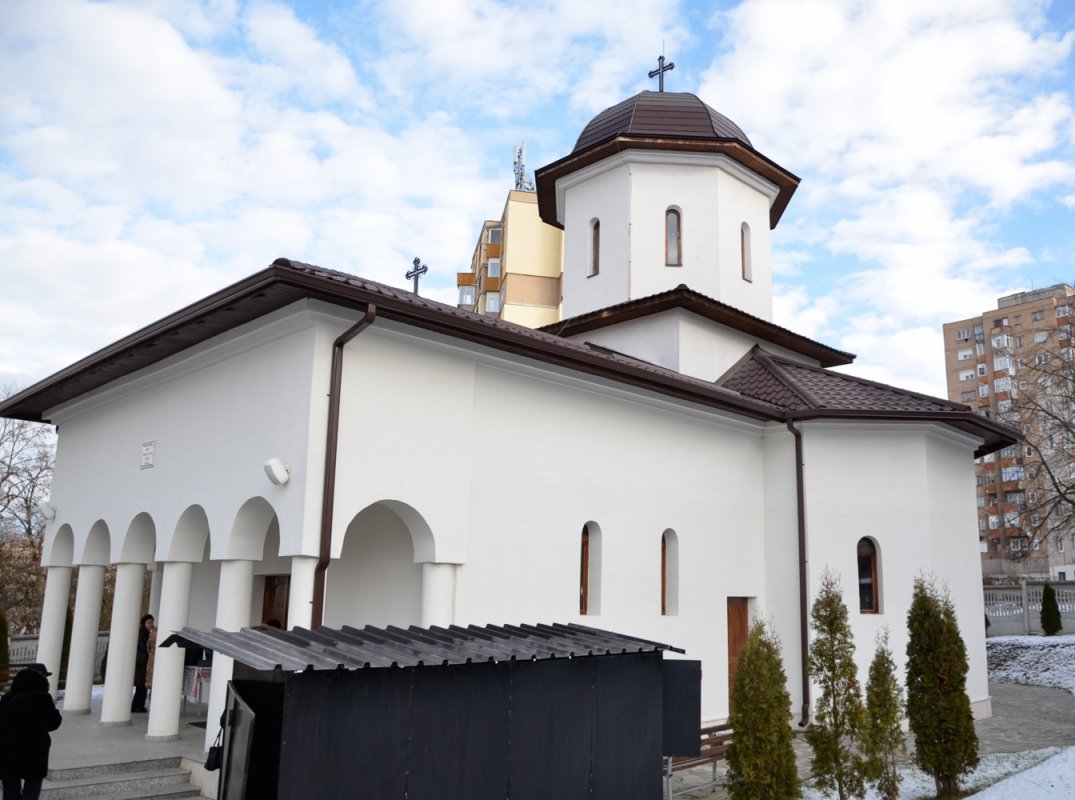 Hram la Biserica „Sfântul Cuvios Antonie cel Mare” din Hunedoara 284287
