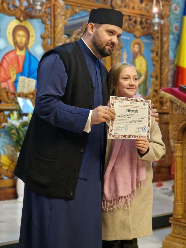 Concursul „Credința văzută prin ochii lui Mihai Eminescu”, în Mureş 284397