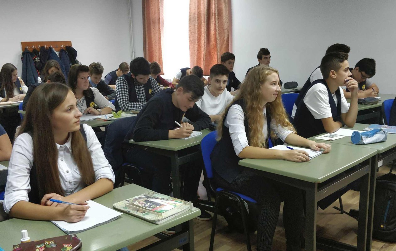Măsuri care ar putea reduce absenteismul la examene 284374