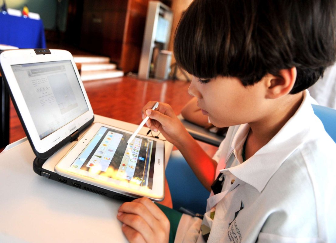 Program de pedagogie digitală 284377