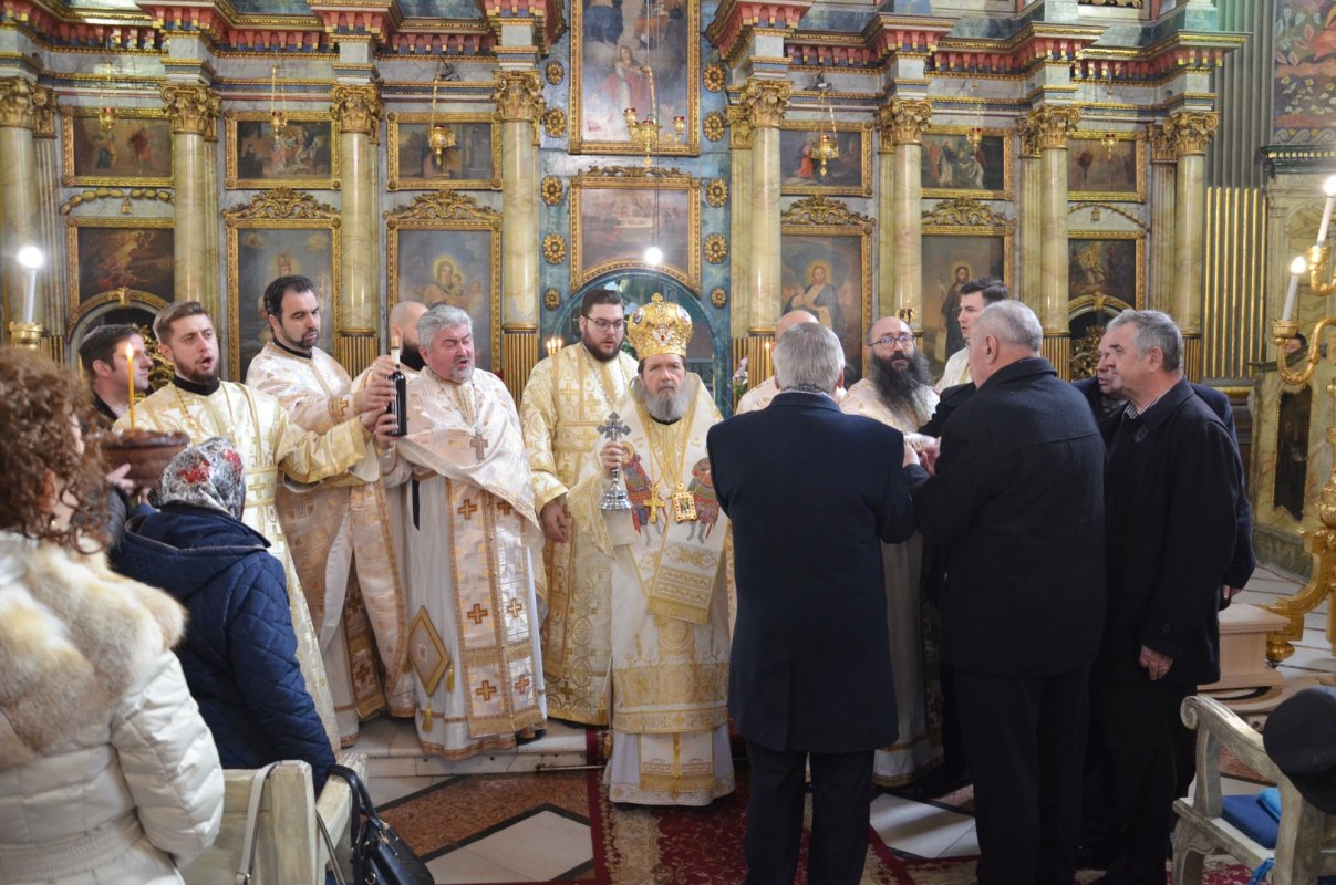 88 de ani de la trecerea la cele veșnice a Episcopului-ctitor Roman Ciorogariu 284736