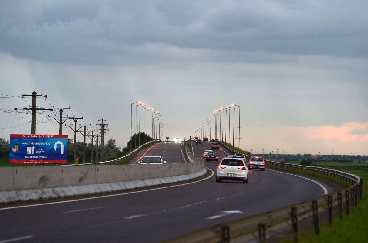 În România sunt 417 autoturisme la mia de locuitori 284726