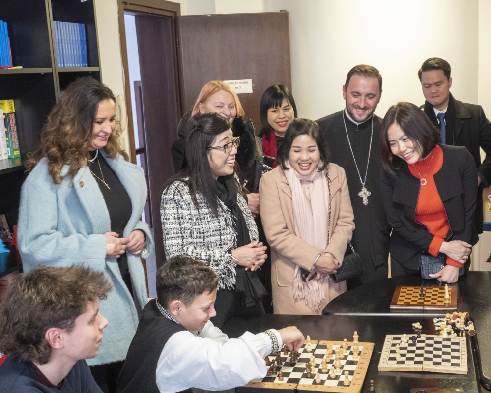 Oaspeți de seamă la Centrul de zi „Sfânta Muceniţă Sofia” din București 284783