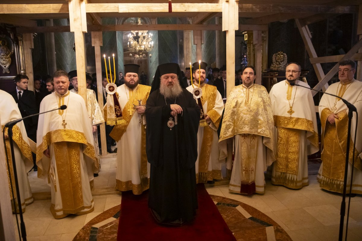 Seminariștii bucureșteni și-au cinstit ocrotitorul 284756