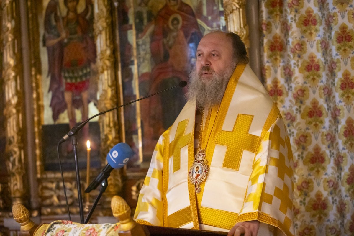 Seminariștii bucureșteni și-au cinstit ocrotitorul 284763