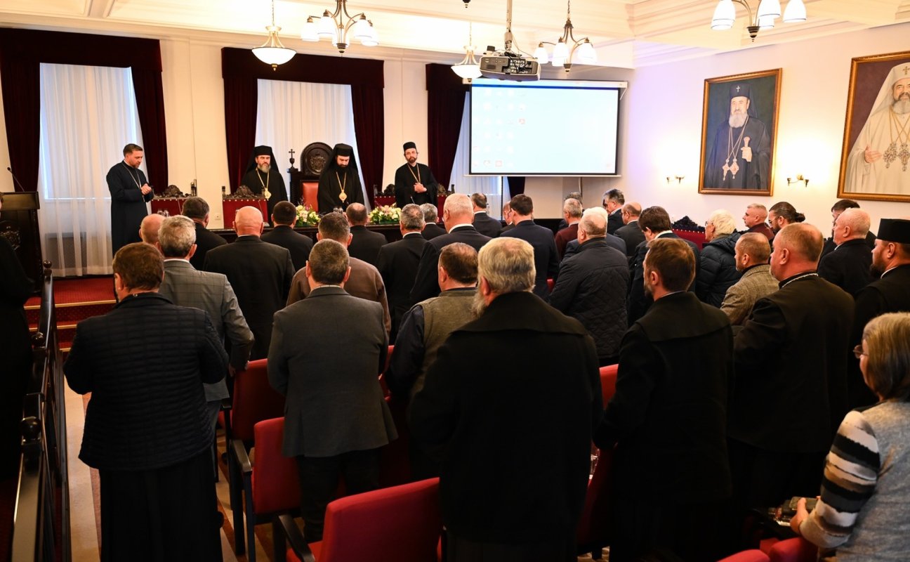 Consiliu eparhial și Adunare eparhială ale Episcopiei Devei și Hunedoarei 284877