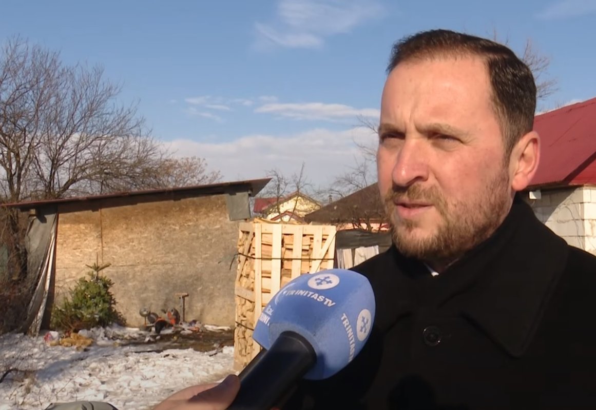 Lemne de foc pentru vârstnici din partea Federației Filantropia 284910