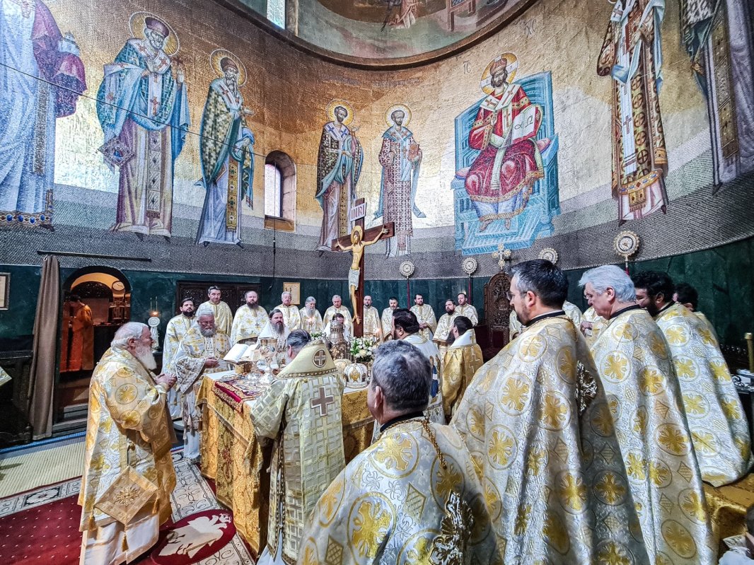 Mitropolitul Andrei a sărbătorit 75 de ani de viață 284880