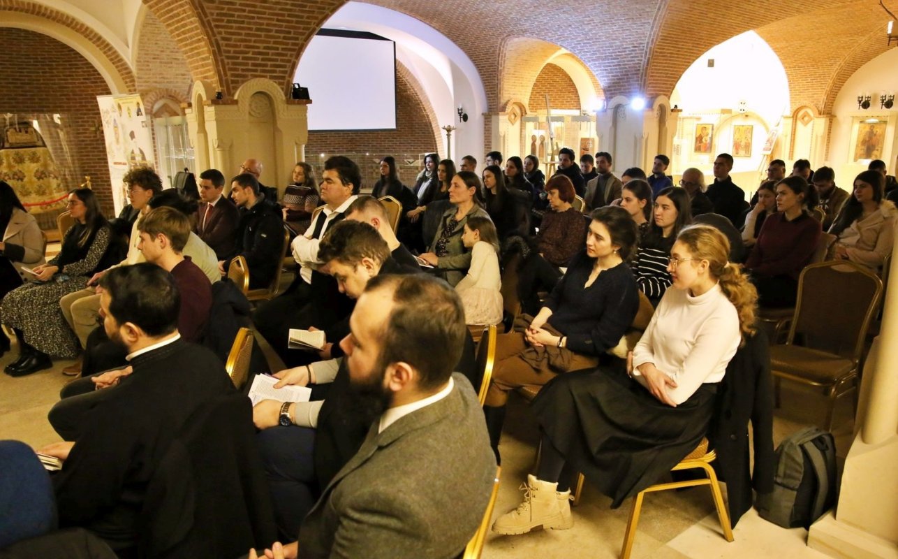 Prezentare de carte la Muzeul Mitropolitan din Iași 284899