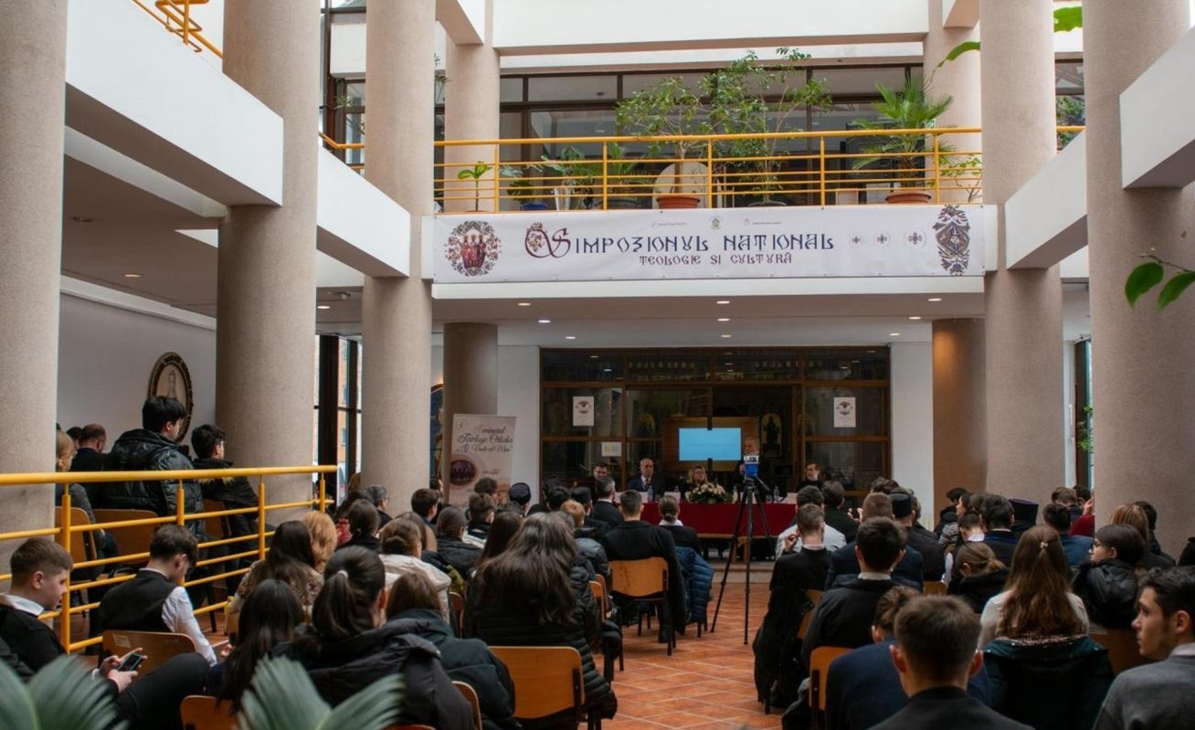 Simpozionul naţional „Teologie şi cultură” la Iași 284895