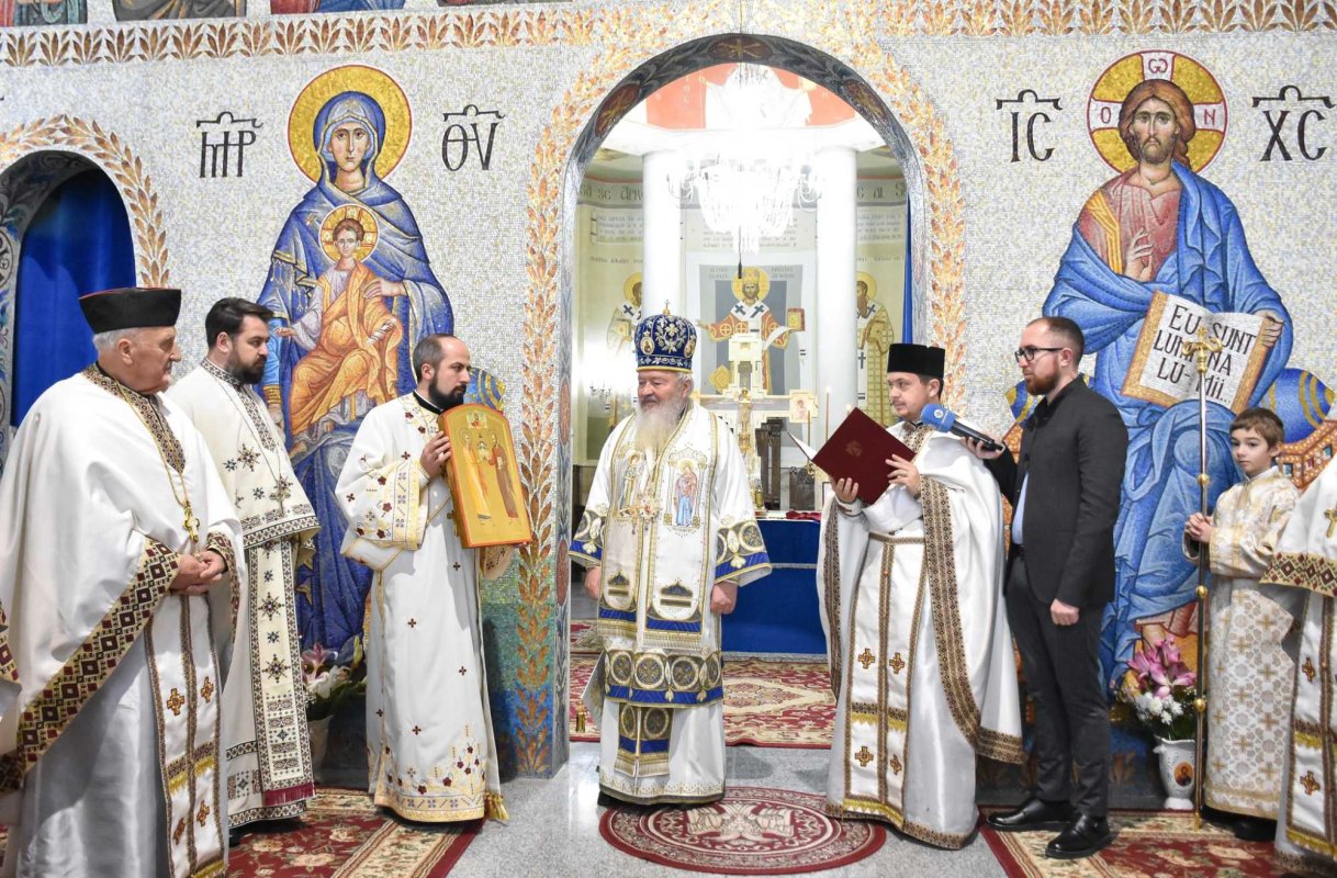 Binecuvântare la Biserica „Sfinţii Apostoli Petru și Pavel” din Cluj‑Napoca 284997