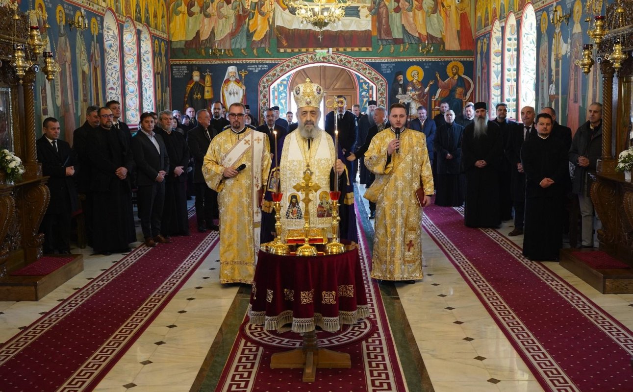 Adunare eparhială la Alba Iulia 285061