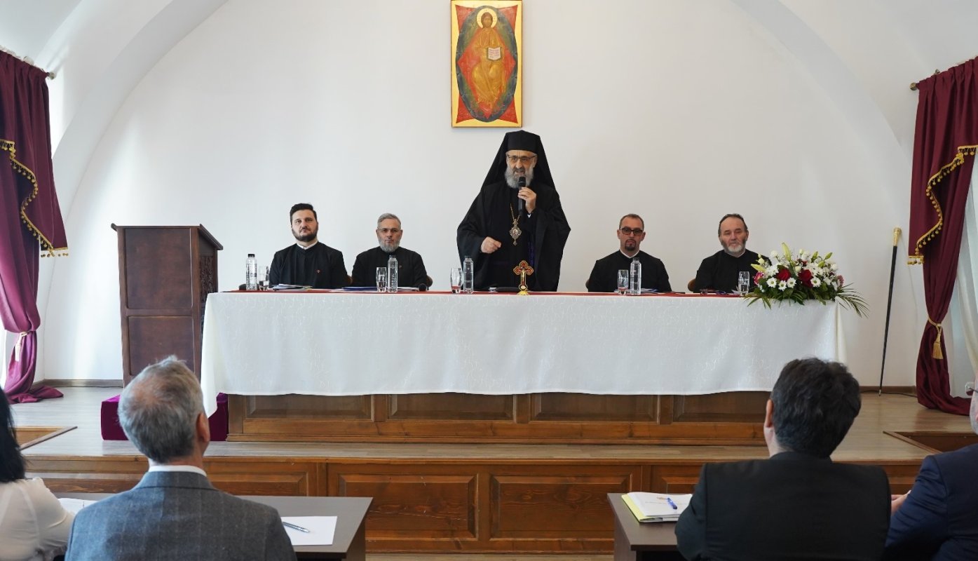 Adunare eparhială la Alba Iulia 285062