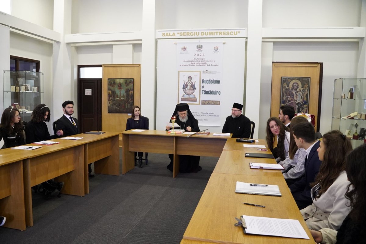 Simpozion interliceal dedicat ocrotitorilor învățământului teologic la Galați 285117