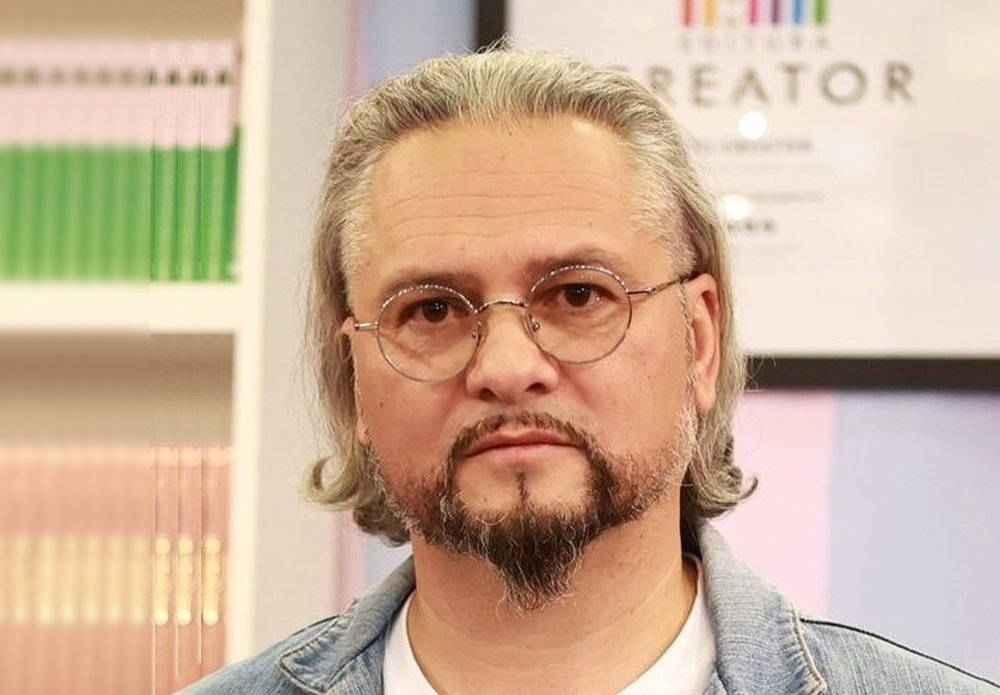 POEZIE: Laurențiu-Ciprian Tudor  285230