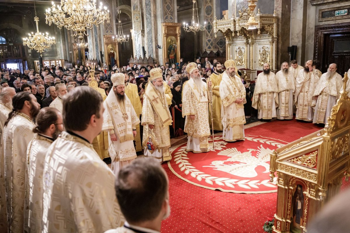 Rugăciune și binecuvântare la hramul istoric al Catedralei Mitropolitane din Iași 285483