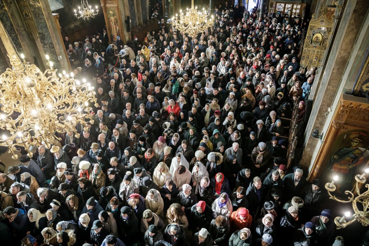 Rugăciune și binecuvântare la hramul istoric al Catedralei Mitropolitane din Iași 285490