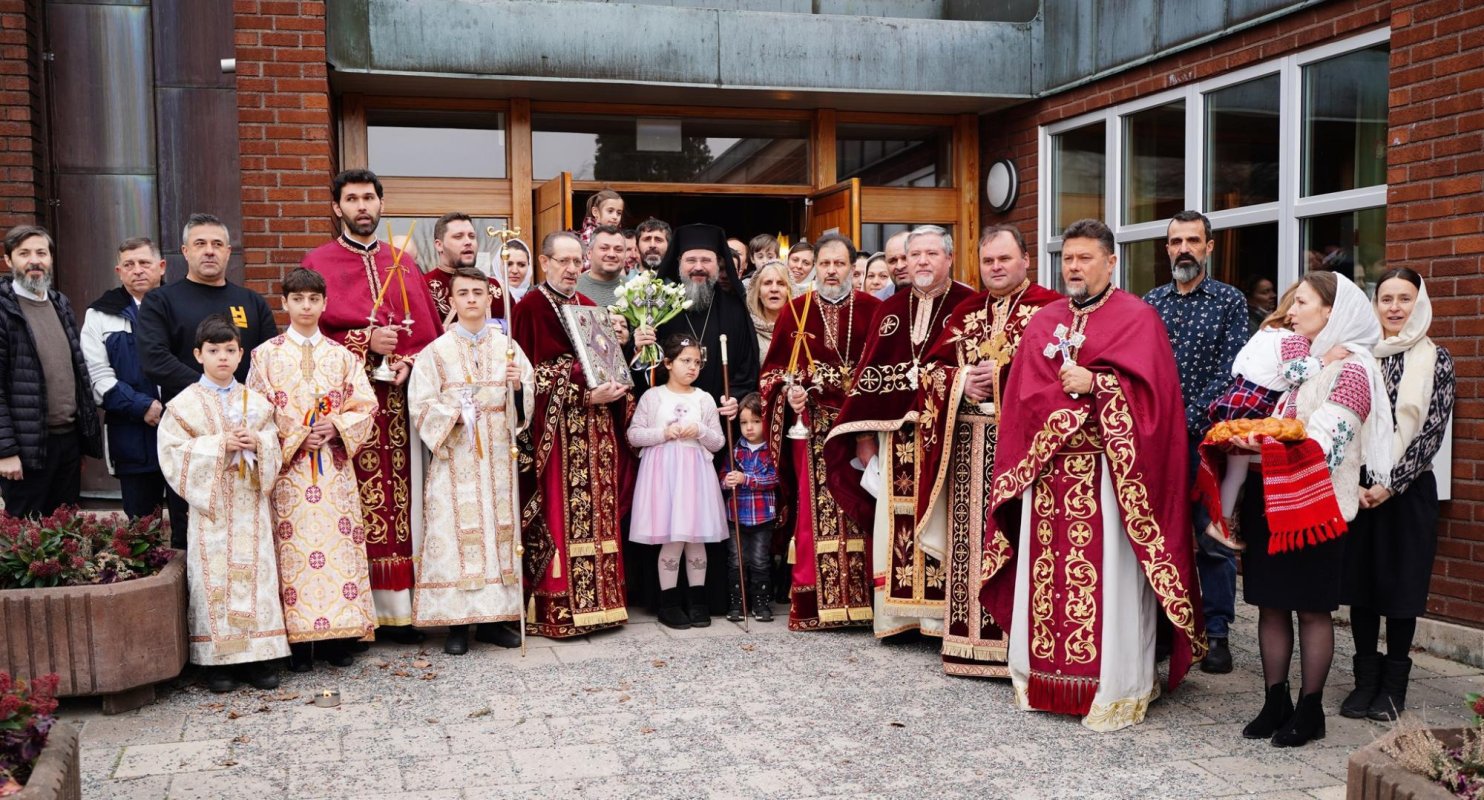 Slujiri arhierești la românii din Suedia  285671