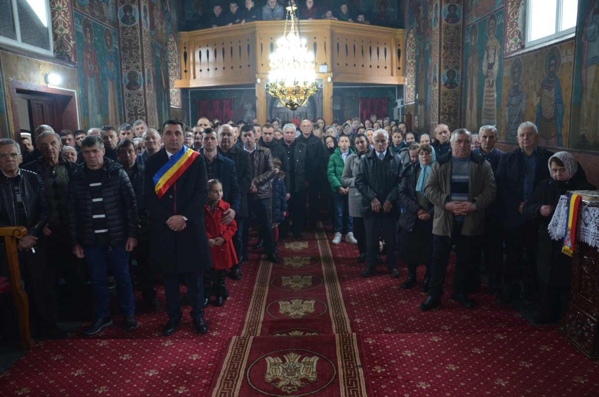 Vizită arhierească în comunitatea de credincioşi din satul Burda, Protopopiatul Beiuș 285650