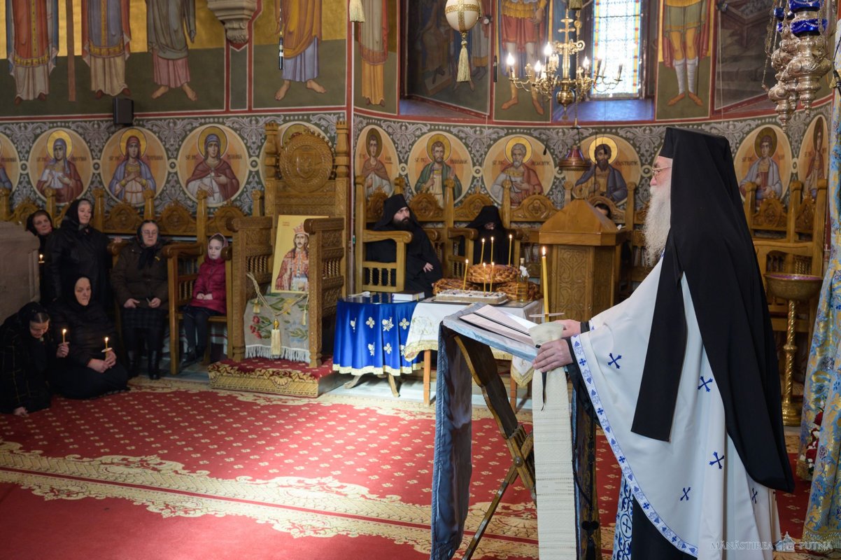Pomenirea Patriarhului Teoctist la Mănăstirea Putna 285759