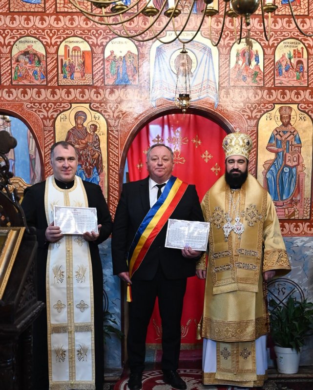 Binecuvântări arhiereşti în Episcopia Devei şi Hunedoarei 286157
