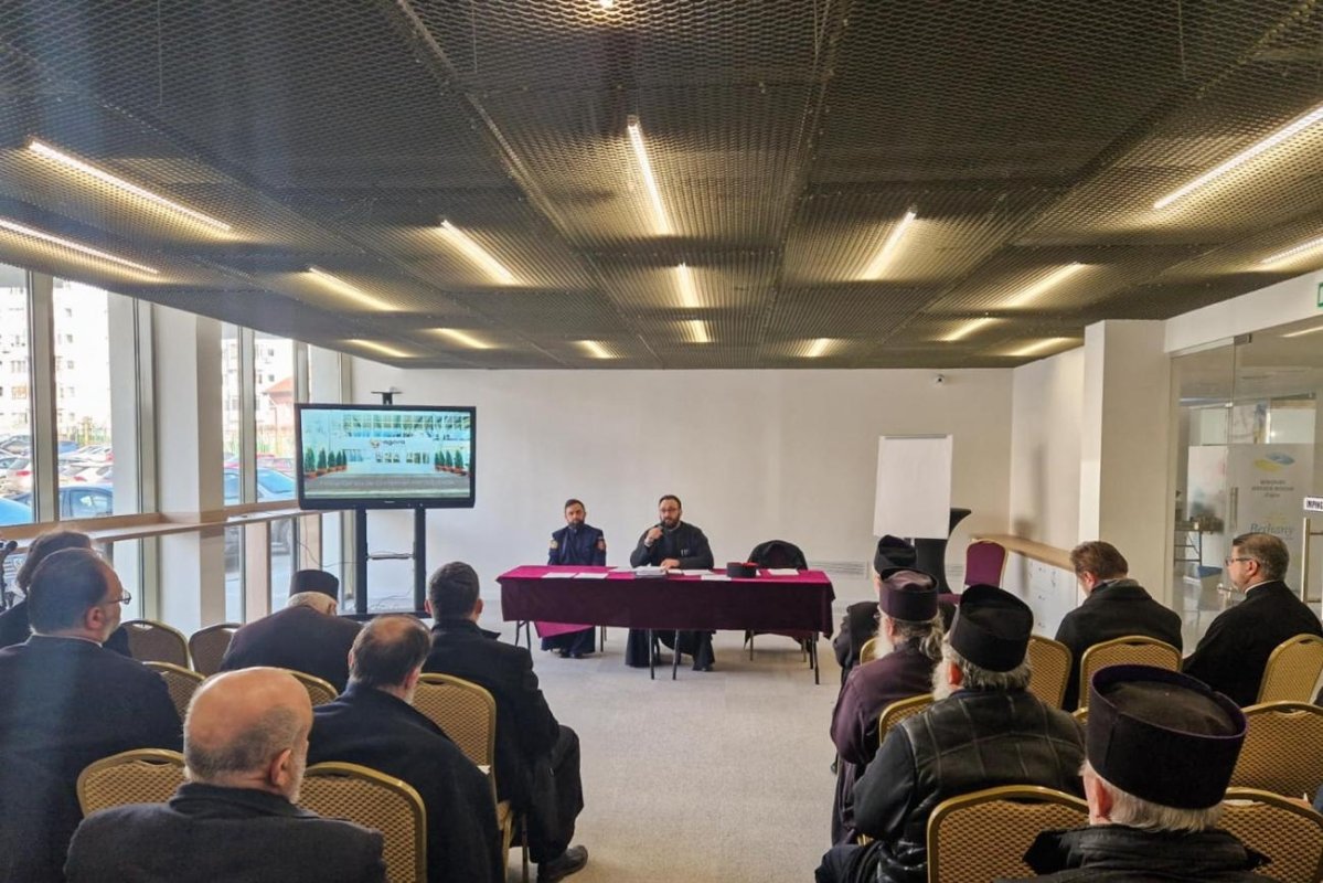 Consfătuire a preoților din cadrul Protopopiatului Iași I  286243