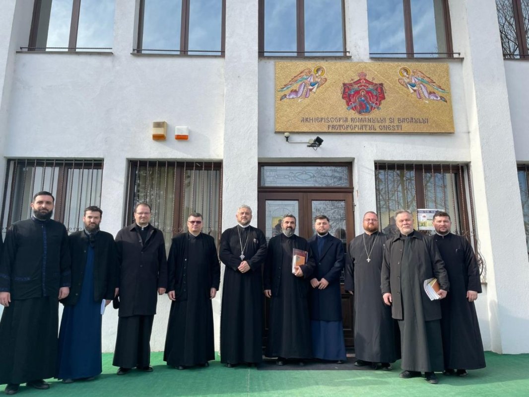 Cursuri de formare şi informare despre dizabilităţi organizate în Protopopiatul Oneşti 286240