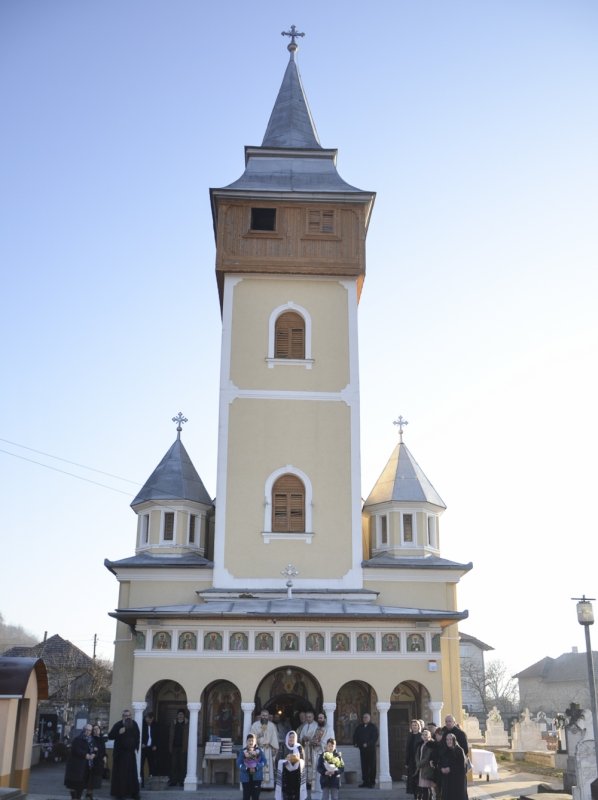 Biserica din satul Coșești, Hunedoara, a fost târnosită 286596