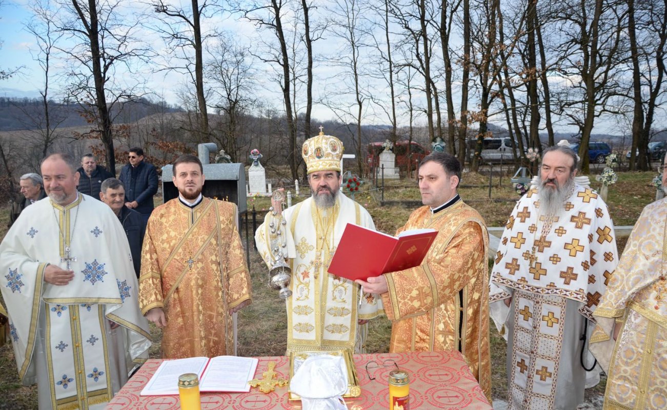Biserica din satul Coșești, Hunedoara, a fost târnosită 286597