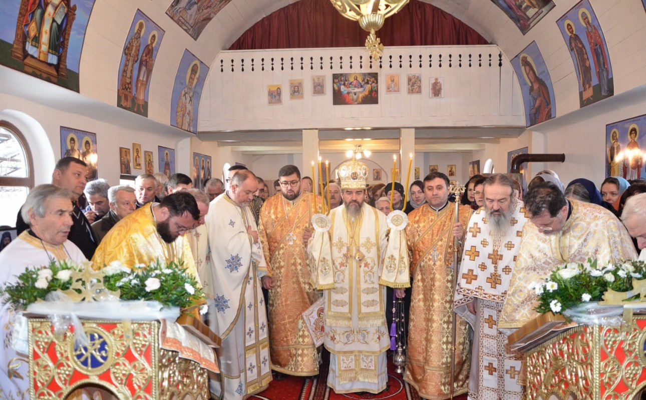 Biserica din satul Coșești, Hunedoara, a fost târnosită 286599