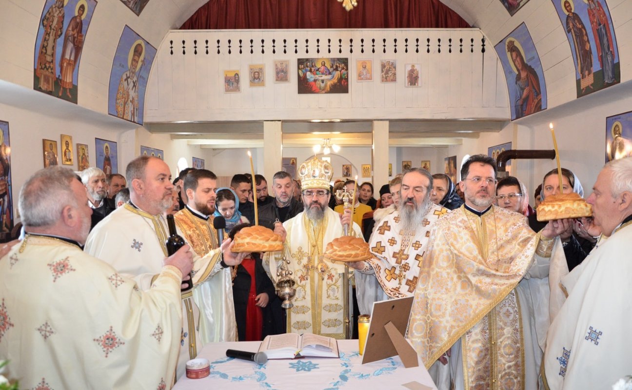 Biserica din satul Coșești, Hunedoara, a fost târnosită 286600