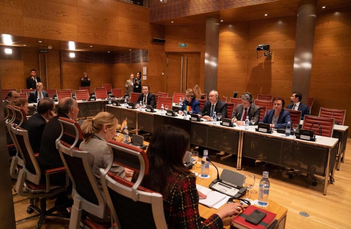 Dublă cetățenie pentru românii din Spania 286667