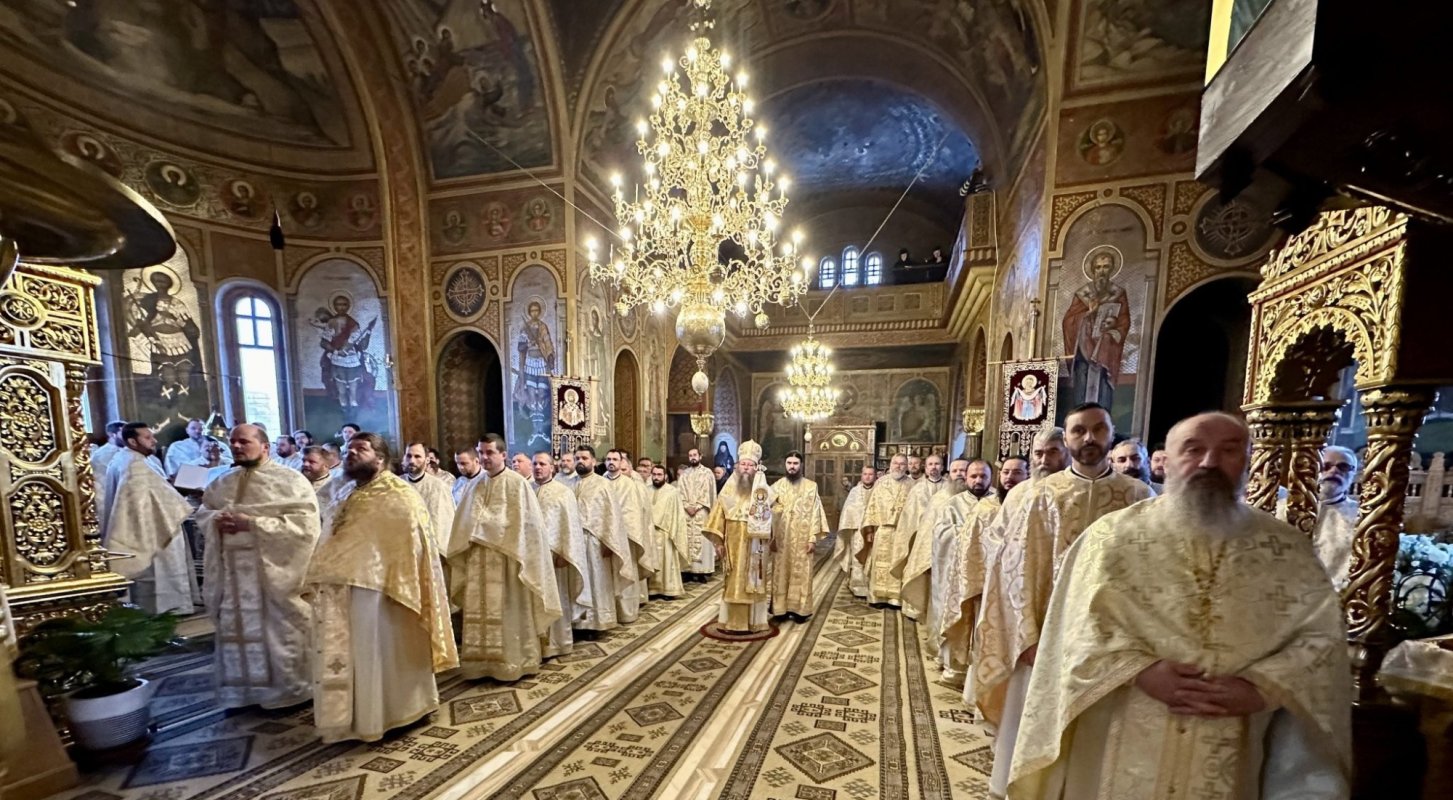 Sinaxă monahală şi conferinţă preoţească în Episcopia Covasnei şi Harghitei 286675