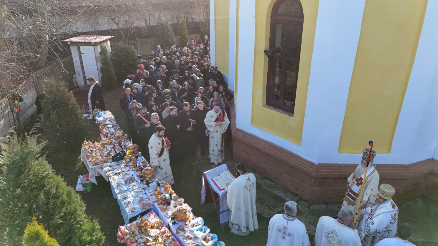 Veșmânt de har pentru un lăcaș mehedințean 286875