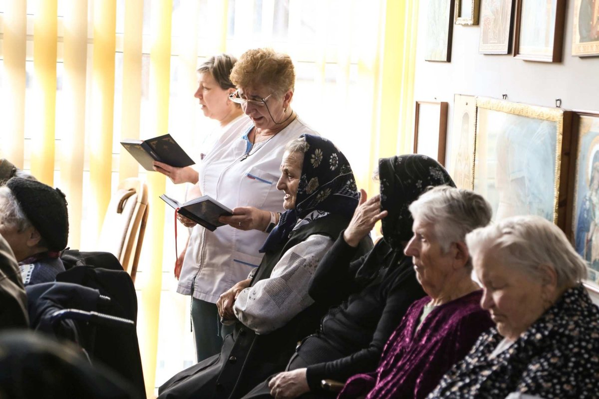 Comuniune duhovnicească și misiune la căminul-spital din Săliște, Sibiu 286363